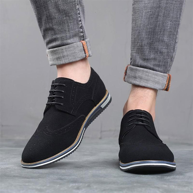 Chaussures Homme Noires En Daim À Lacets Plates