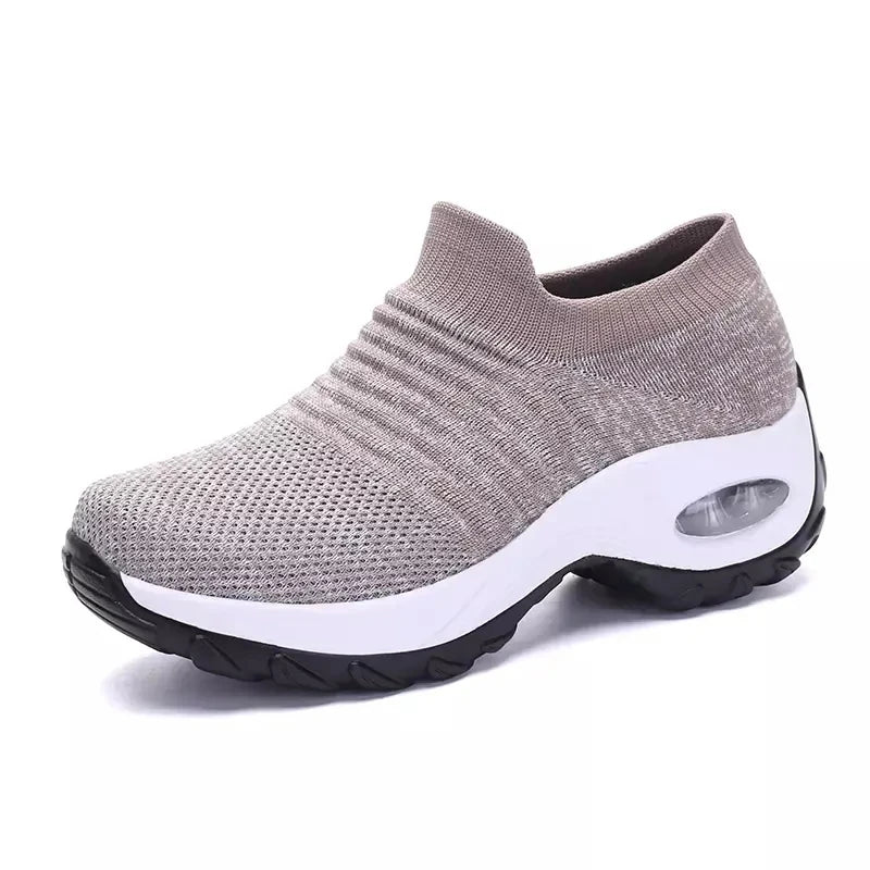 Chaussures respirantes ajourées pour femme – Confortables