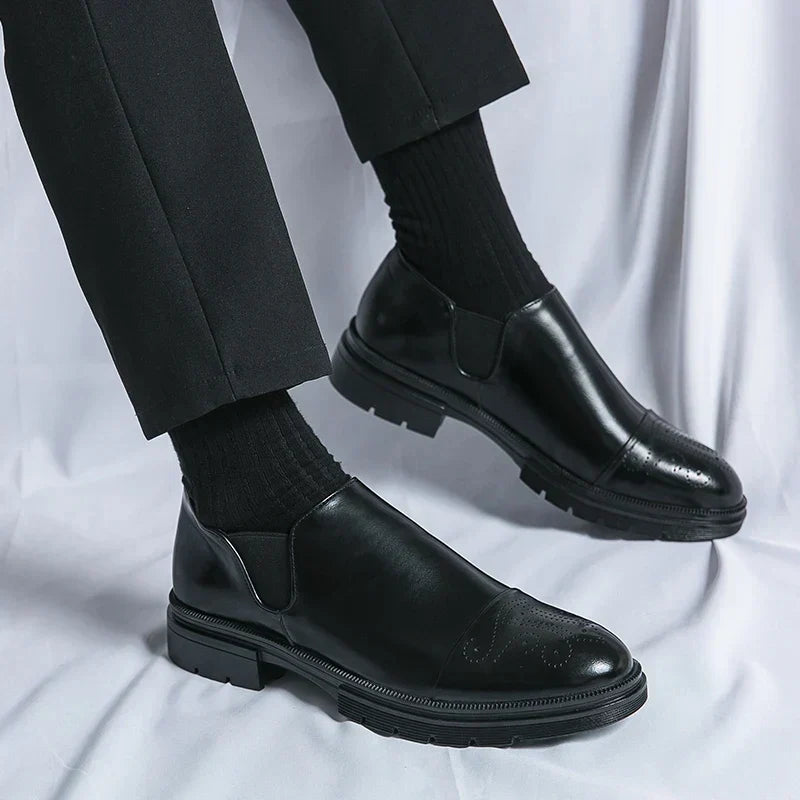Chaussures homme perforées