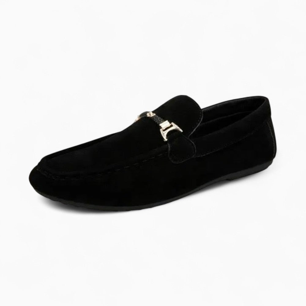 Mocassins En Daim Avec Une Chaîne Décorative Pour Hommes