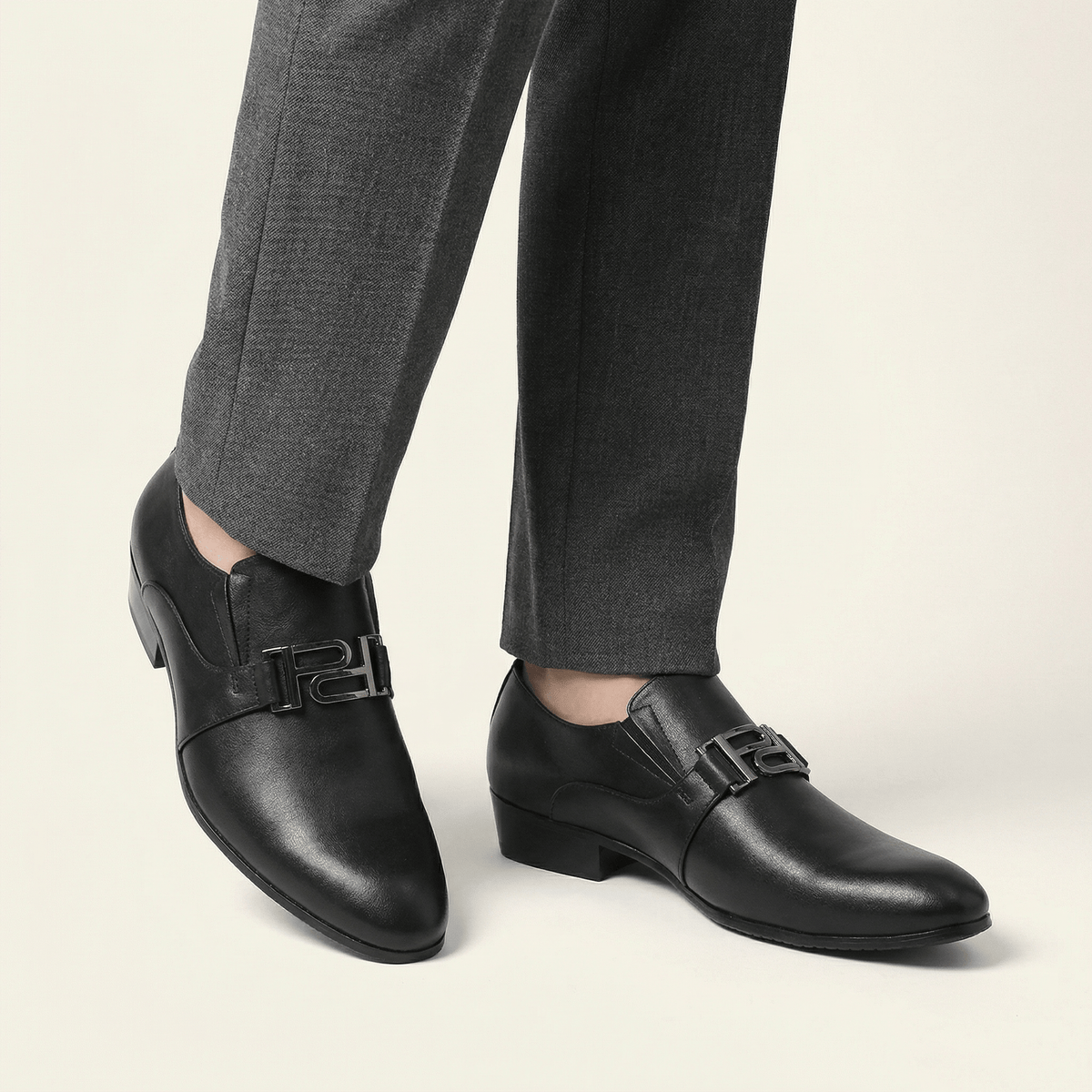 Mocassin Homme Habillé Slip-on à Ornement Métallique en Cuir